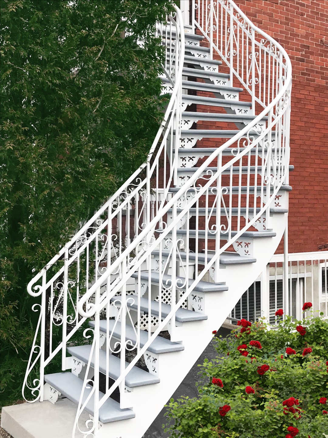Escaliers en aluminium soudé | Montréal | Bell Aluminium